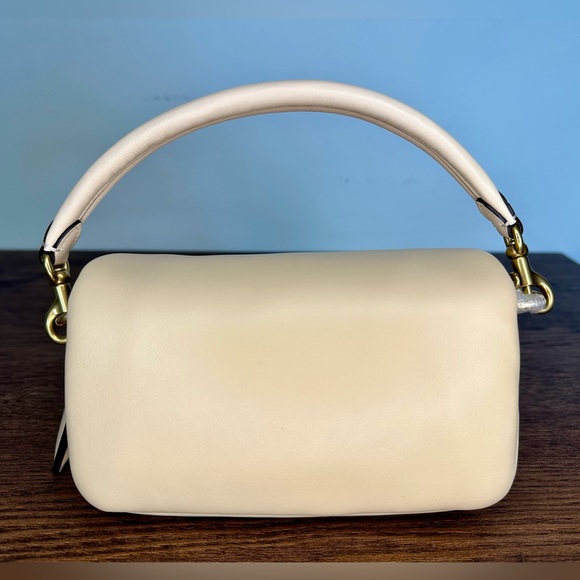 New Coach Pillow Tabby Shoulder Bag 18 in Ivory - Picture 3 of 12